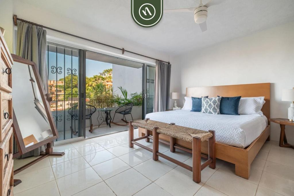 Two Story Condo with Amazing Ocean-Sunset Views - 2