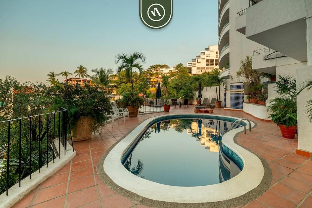 Two Story Condo with Amazing Ocean-Sunset Views - 3