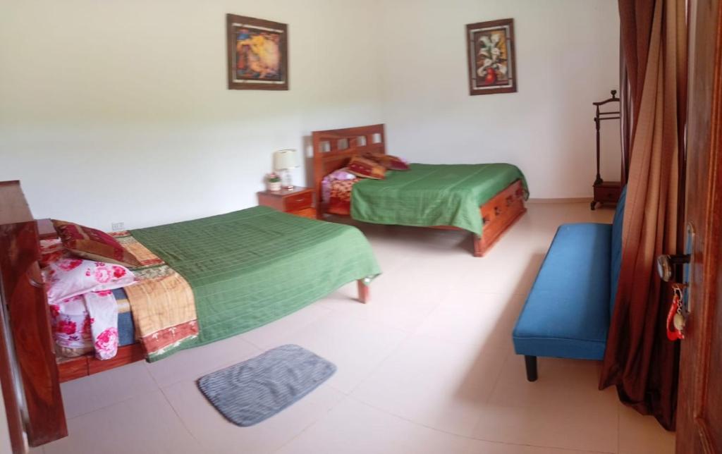 Looking Samaipata - 4