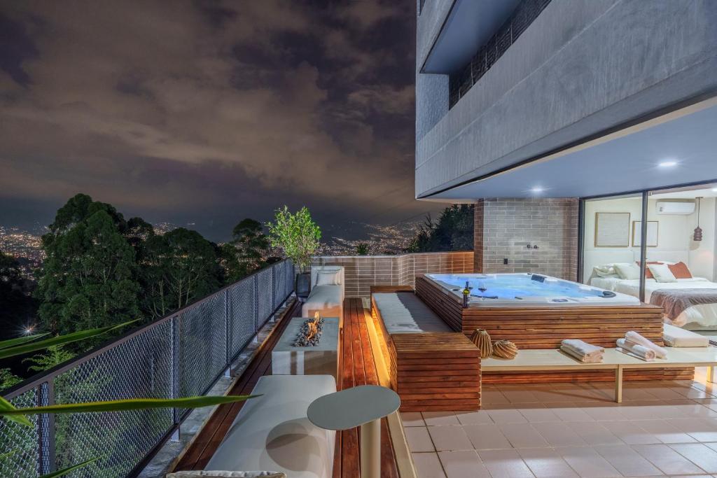 Medellin Sky Penthouse - 1