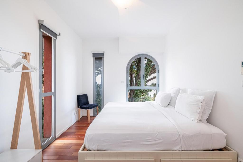 CRM - Sublime villa with stunning sea views - 5