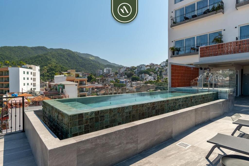 Centric 1 BR Condo in Zona Romantica - Pool - 2