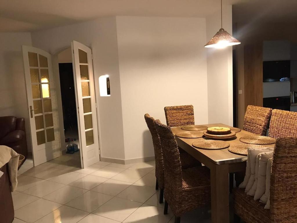 Villa with SEA VIEW, 1 km from the BEACH and CITY CENTER, BBQ, Tennis close by - 4