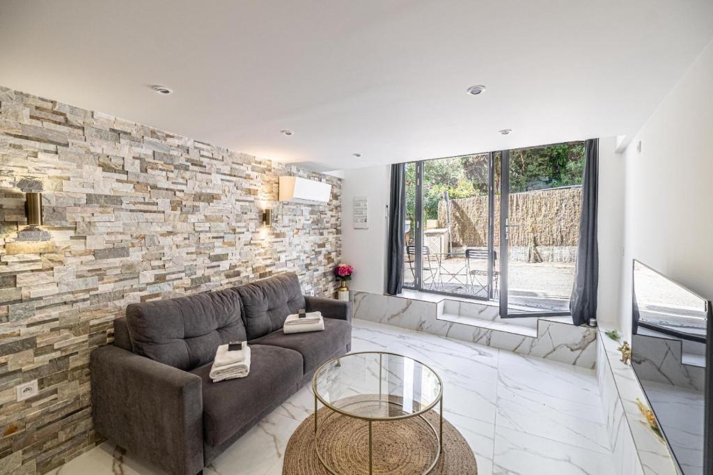 Cannes Guest House - 5