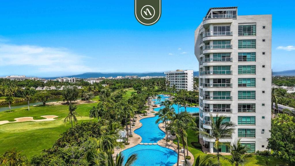 Stylish 2 BR Condo - Pools - Golf - Vidanta Membership - 1