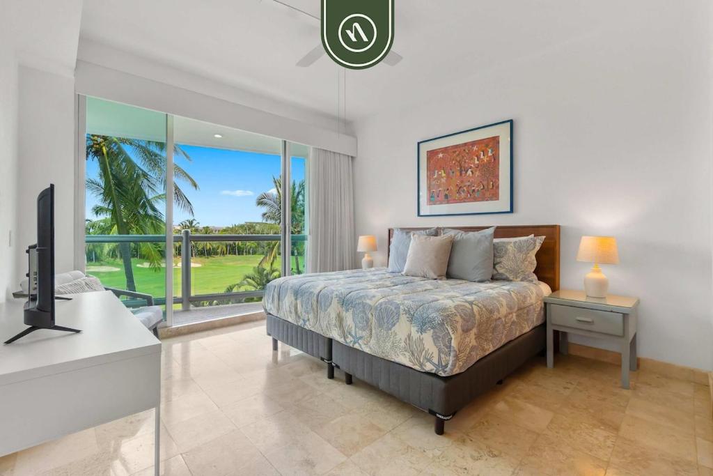 Stylish 2 BR Condo - Pools - Golf - Vidanta Membership - 3