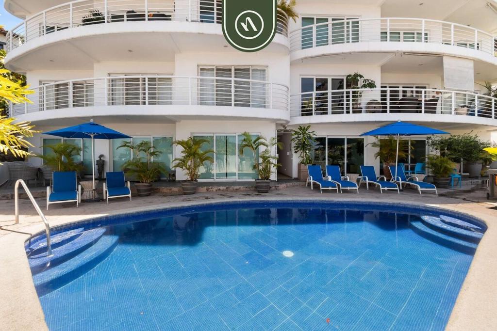 Stunning 2 BR Condo - Oceanview Terrace - Downtown - 4