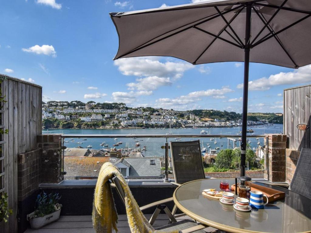 A dog-friendly two-bed home over three floors with views in Fowey, Cornwall