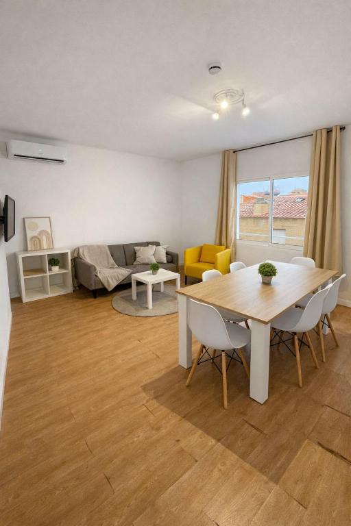 Apartaments Montseny - 1