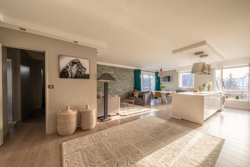 Exclusive Apartment with Open View Walk to Roland Garros - 1