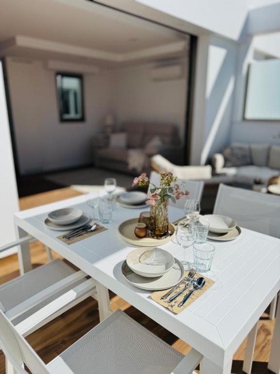 Blue Square Residence - 5