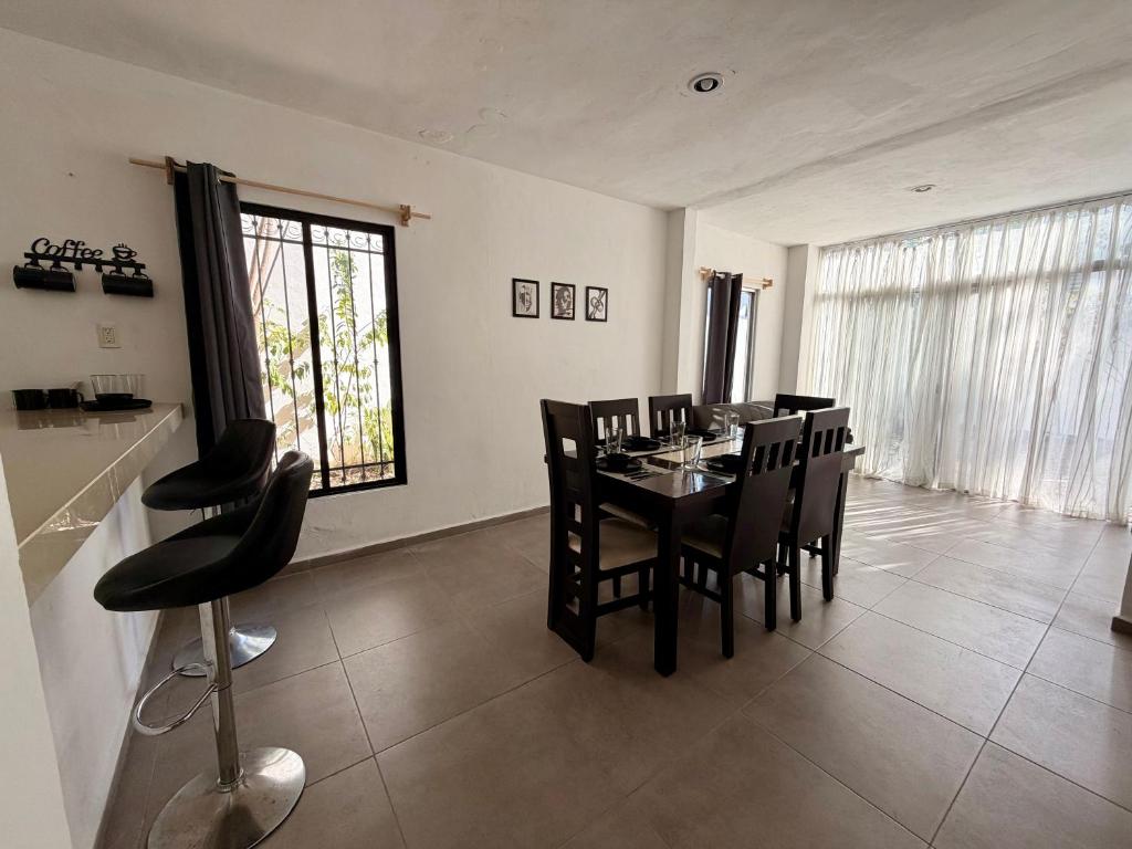 Casa acogedora en Santa Fe para familias o grupos - 4