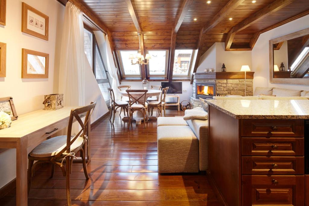 Val de Ruda Luxe 24 by FeelFree Rentals - 3