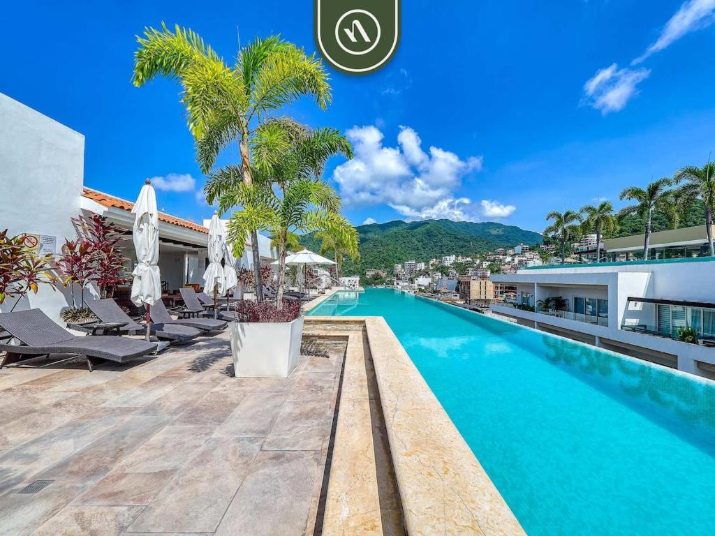 Luxury 2BR Condo in Romatic Zone - Rooftop Pool - 5