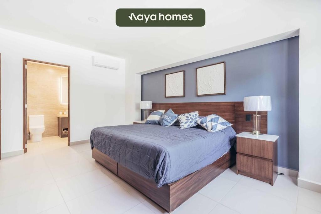 Cozy 2BR House 2 min to the Beach - Pool - Terrace - 3