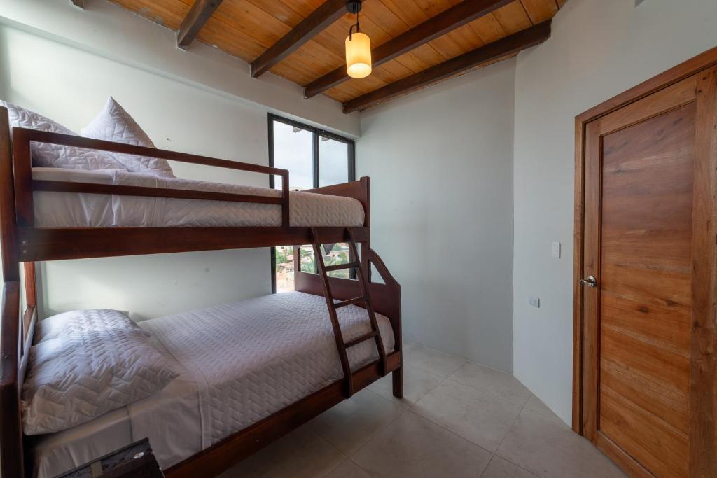 Terramar Beach House Santa Marianita Manta - 5