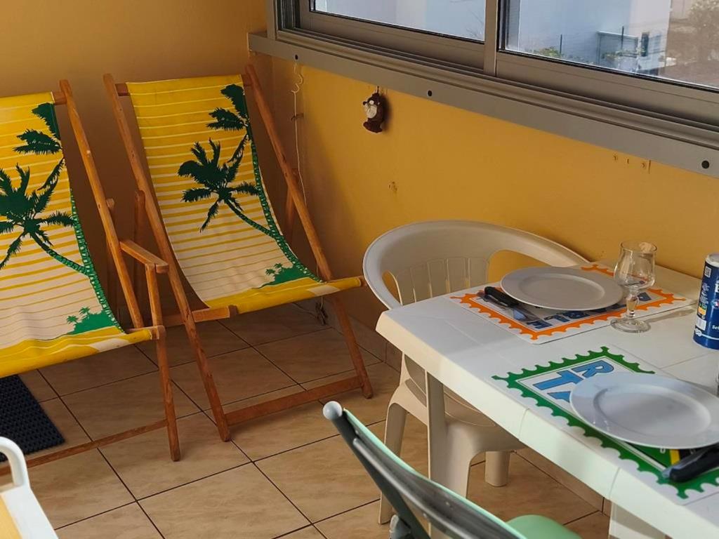 Appartement T2 à Gruissan - Piscine & Parking, 2/3 Pers. - FR-1-796-107 - 2