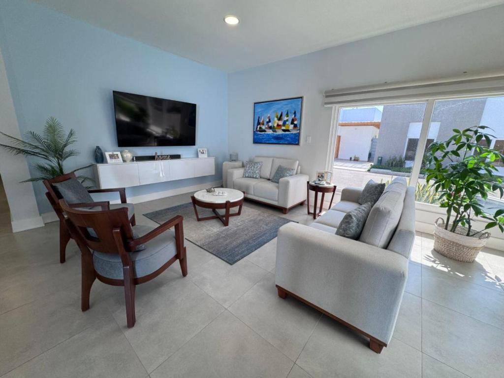 Hermosa casa en country club - 1
