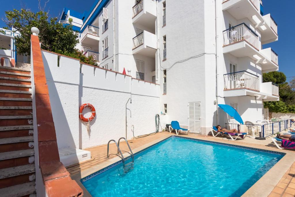 Hotel Mar A Vista — Swimming pool in Albufeira, Faro