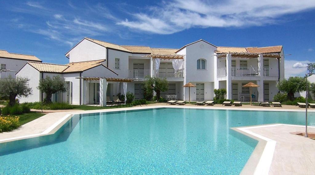 Les Maisons - Carraro Immobiliare - Family Apartments - 1