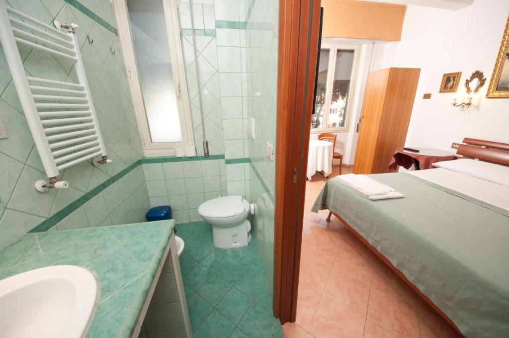 Suites Oliveri Viale Marconi photo