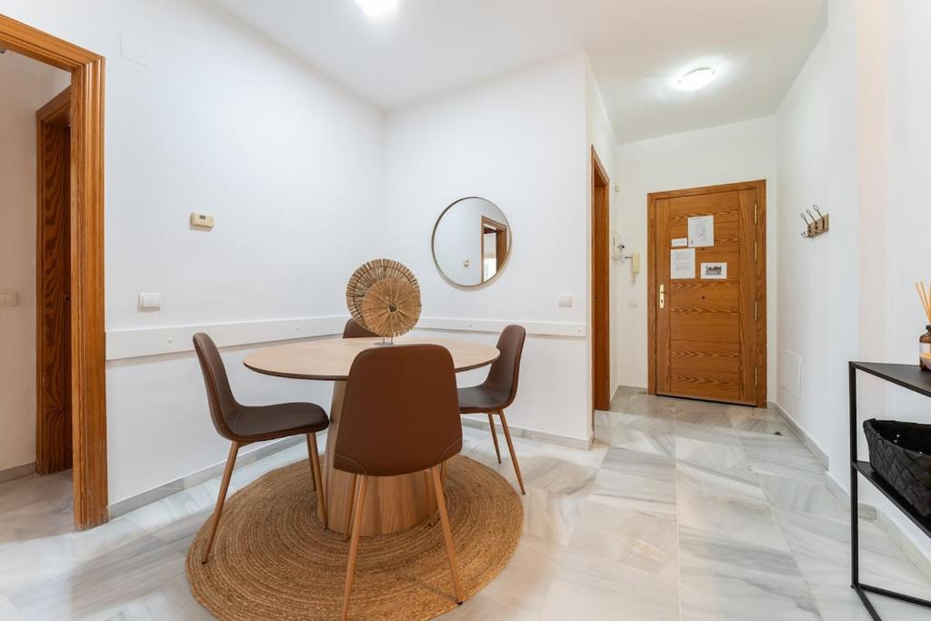 Stunning 1bed with Outdoor Dining in Malaga center - 4