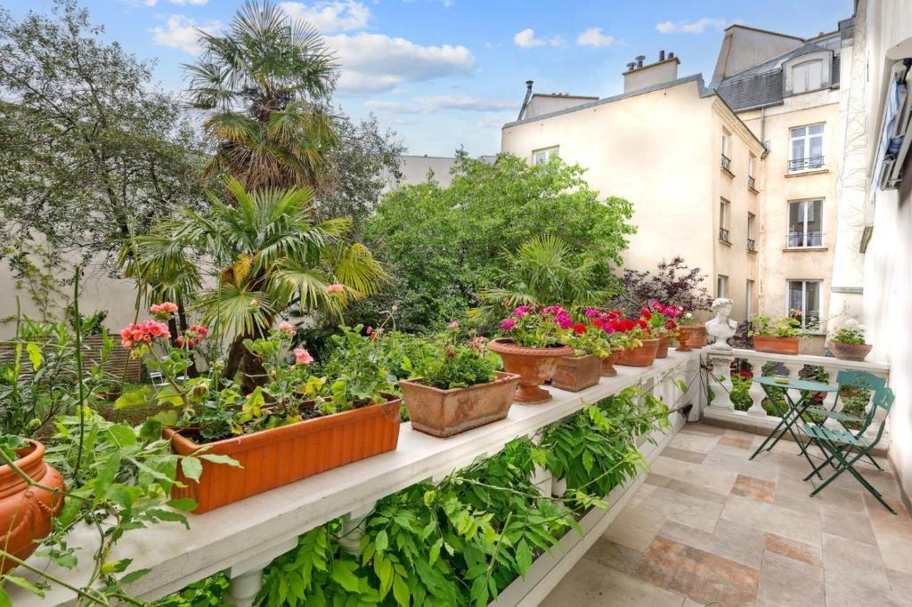 Hotel de Nesle - 5