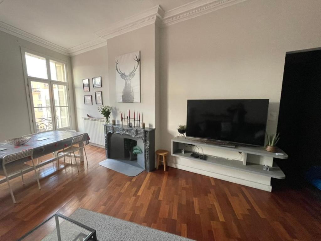 La Perle de Toulon, grand appartement tout confort, idéalement situé - 5