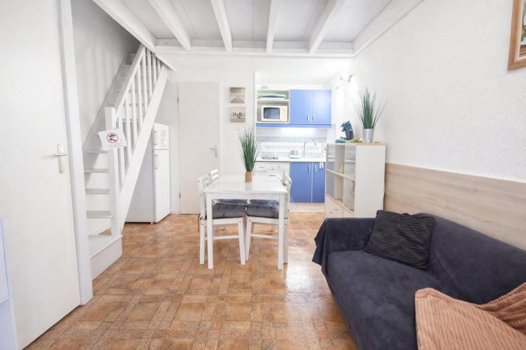 MARINES DU ROUSSILLON Villa en duplex très calme en résidence privée avec piscine - M65 - 2