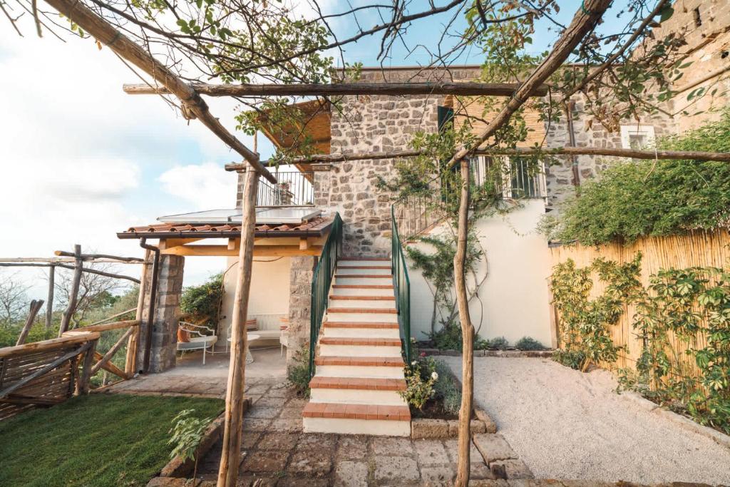 Borgo Mezzo Monte with Concierge, Panoramic Sea Views and Rooftop Jacuzzi by Feeling Italy - 4