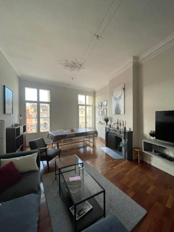 La Perle de Toulon, grand appartement tout confort, idéalement situé - 2