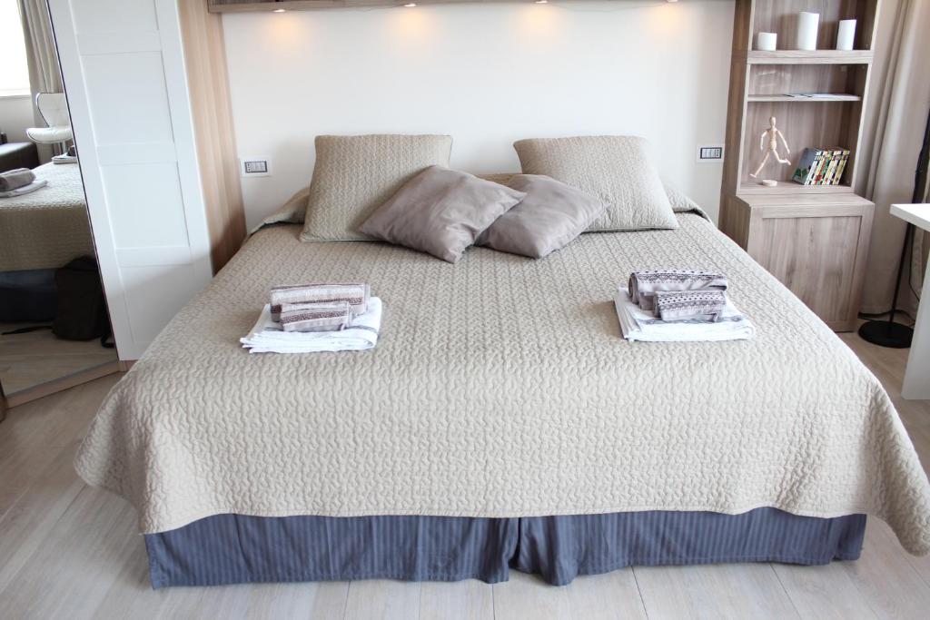 Panoramic Luxury Little Penthouse - 3