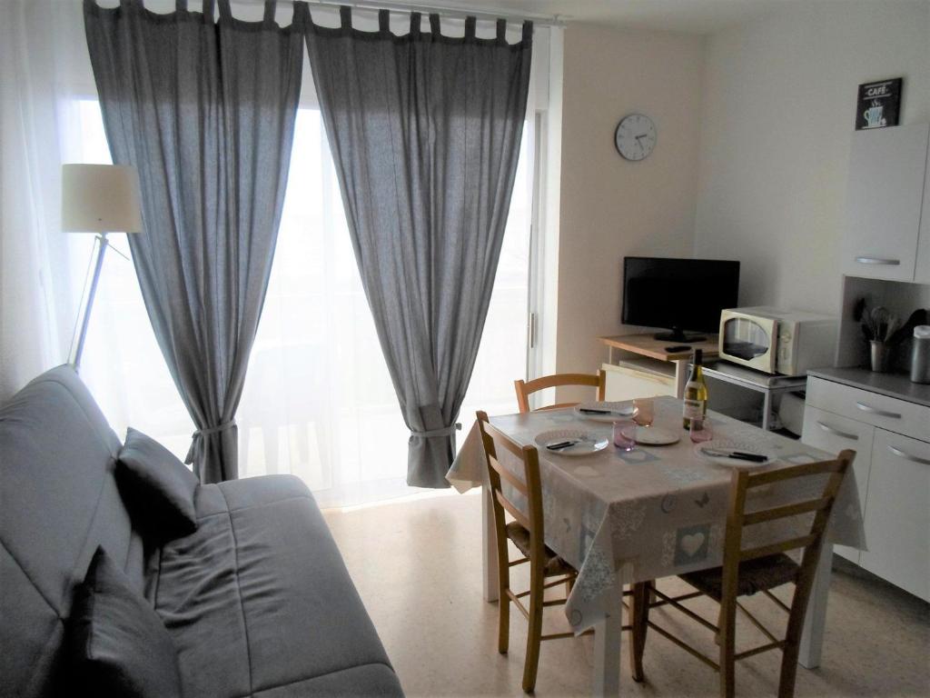 Appartement avec Balcon à 5 min des Thermes - Animaux admis - FR-1-503-25 - 5