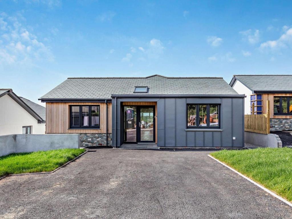 5-Bed House in Polruan photo 8