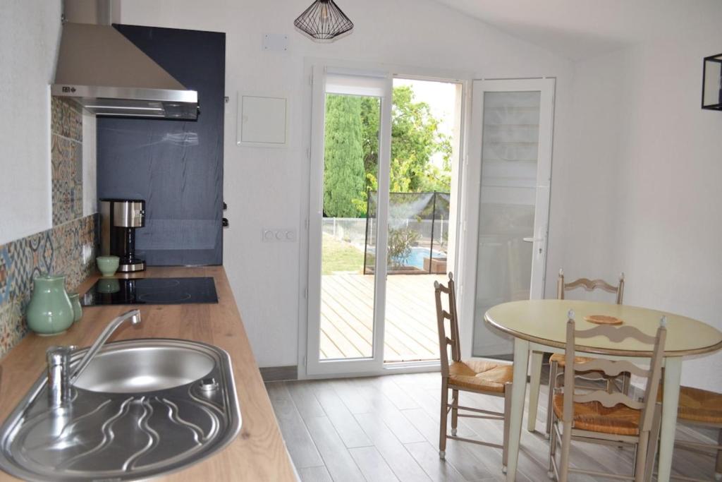 Beautiful air-conditioned apartment between the sea and the mountain - 5