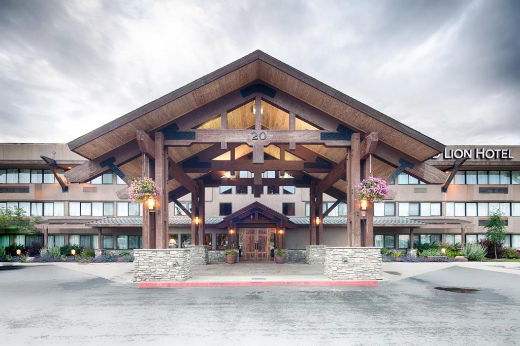 レッド ライオン ホテル カリスペル (Red Lion Hotel Kalispell) エントランス