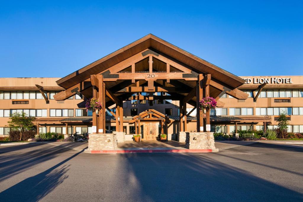 Red Lion Hotel Kalispell photo