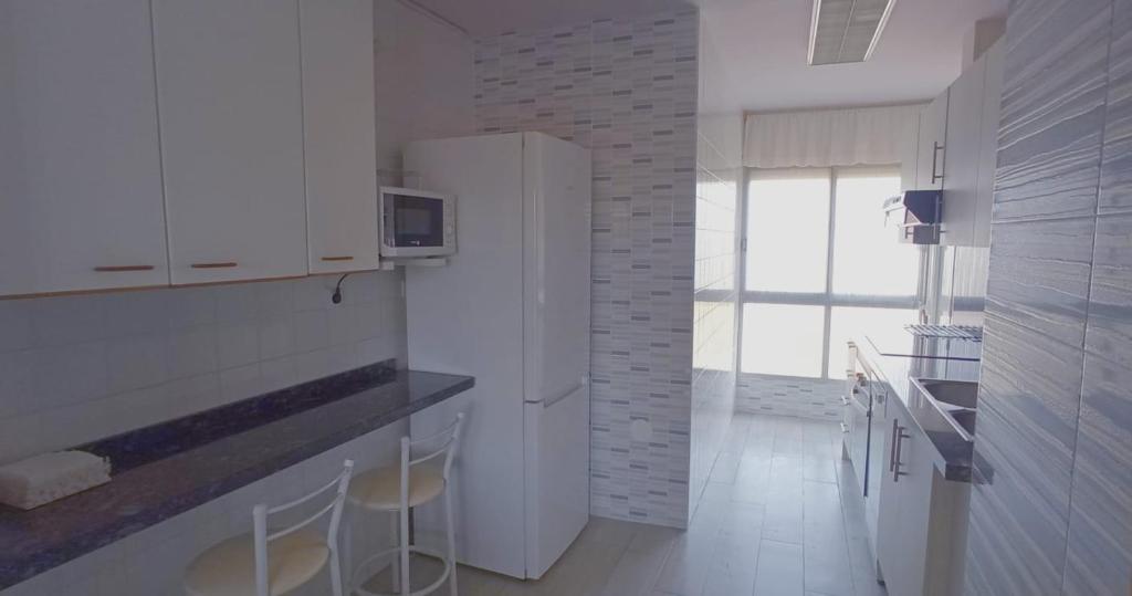 Apartamento playa LLevant mejor zona Salou - 2