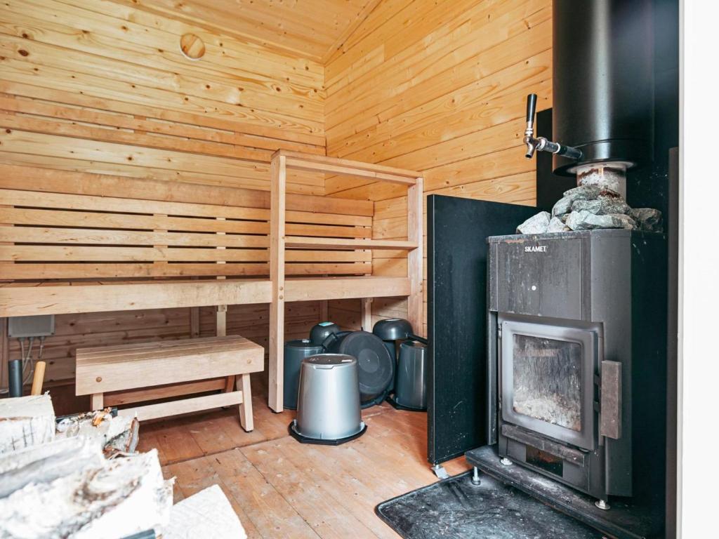 Holiday Home Aapeli iso by Interhome