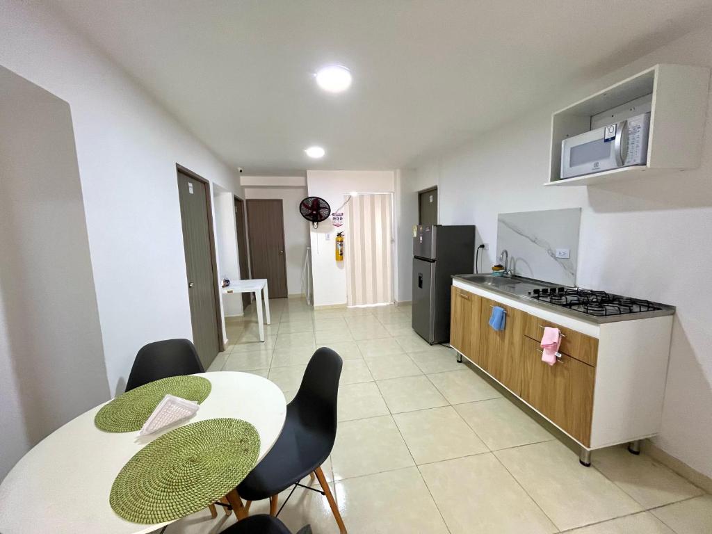 Habitación con baño privado cerca del carnaval de Barranquilla - 4