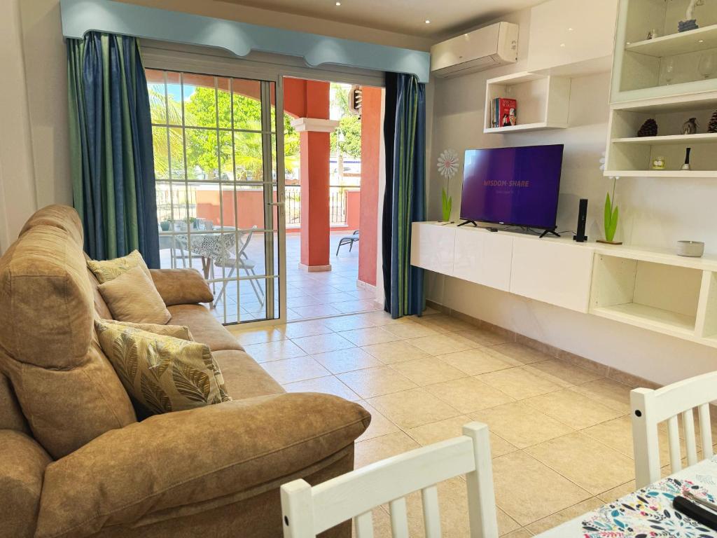Los Cristianos Apartment - Terrace and Heated Pool - 5