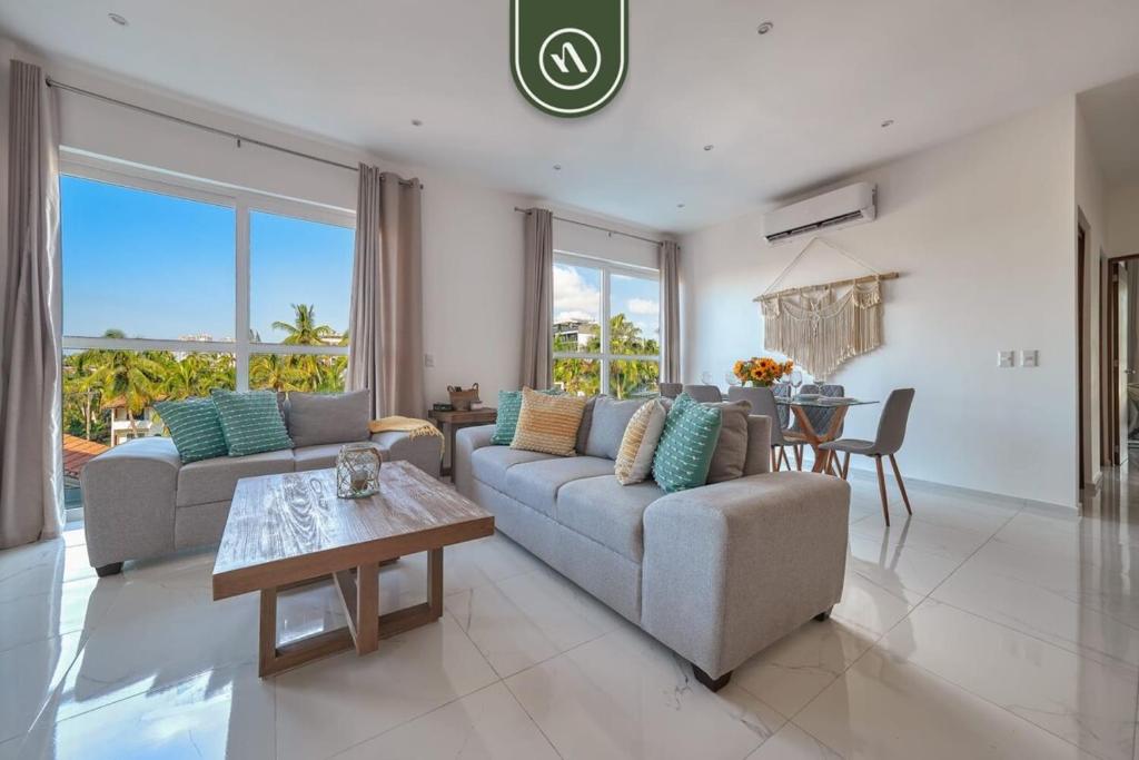 Equipped 2BR Condo in Versalles - Pool - King Bed - 2