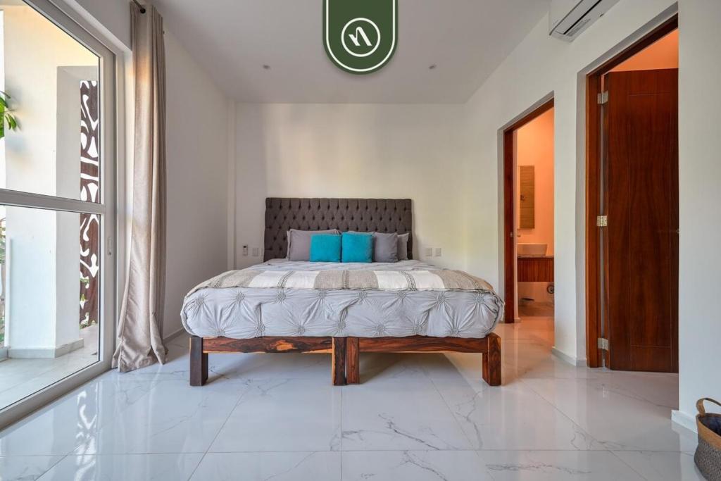 Equipped 2BR Condo in Versalles - Pool - King Bed - 5