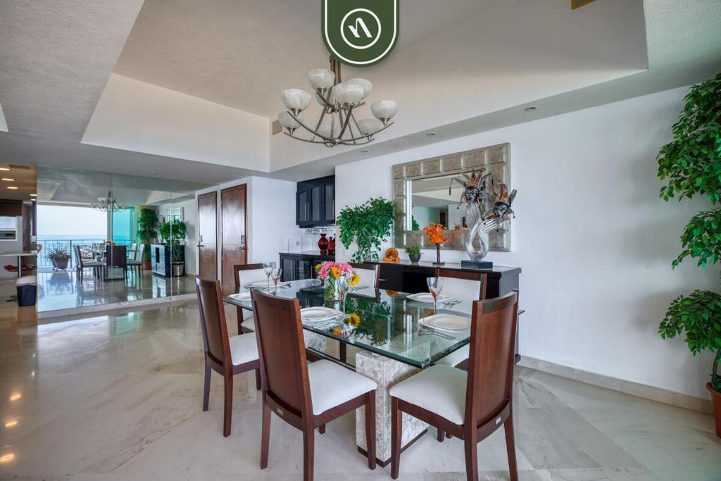 Amazing Condo with Ocean View - Jacuzzi - Beach - 2