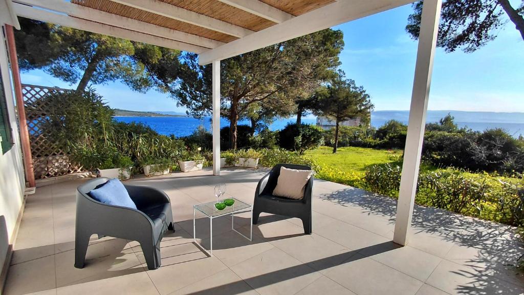 Torre Lazzaretto Seafront House - 1