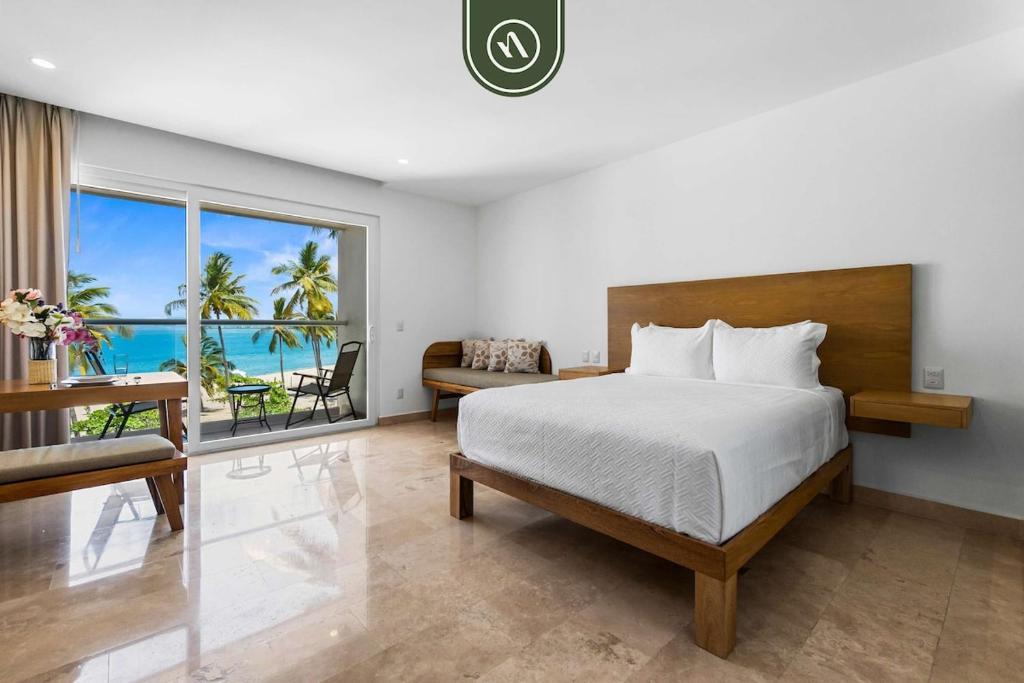 Brand New Oceanview Studio - Pools - Beach - Gym - 1