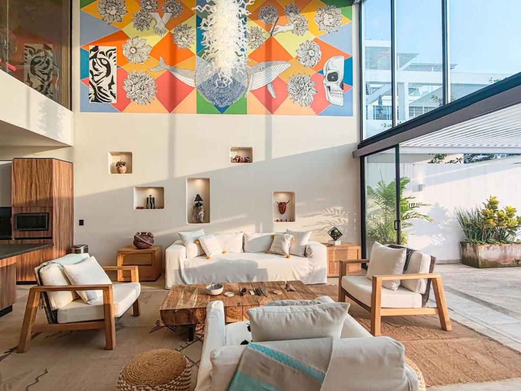 Unique Designer Gem with Private Pool, Elevator, Views - 5