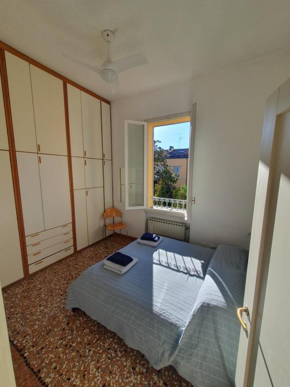 Bright Apartment with Attic - 5