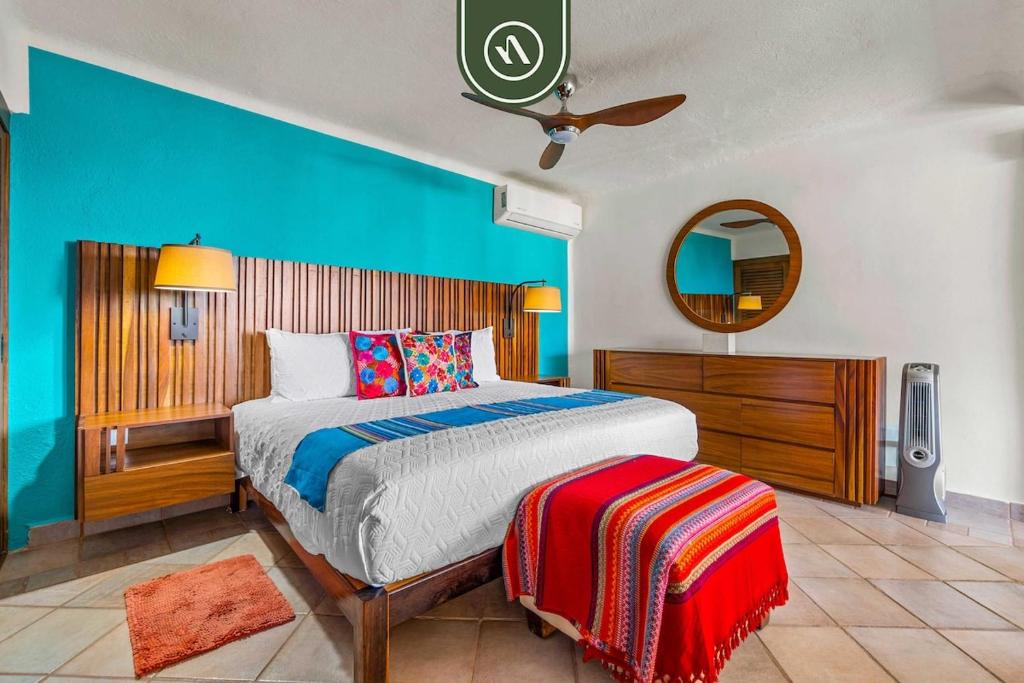 Mexican 2 BR Condo - Private Pool - Romantic Zone - 1