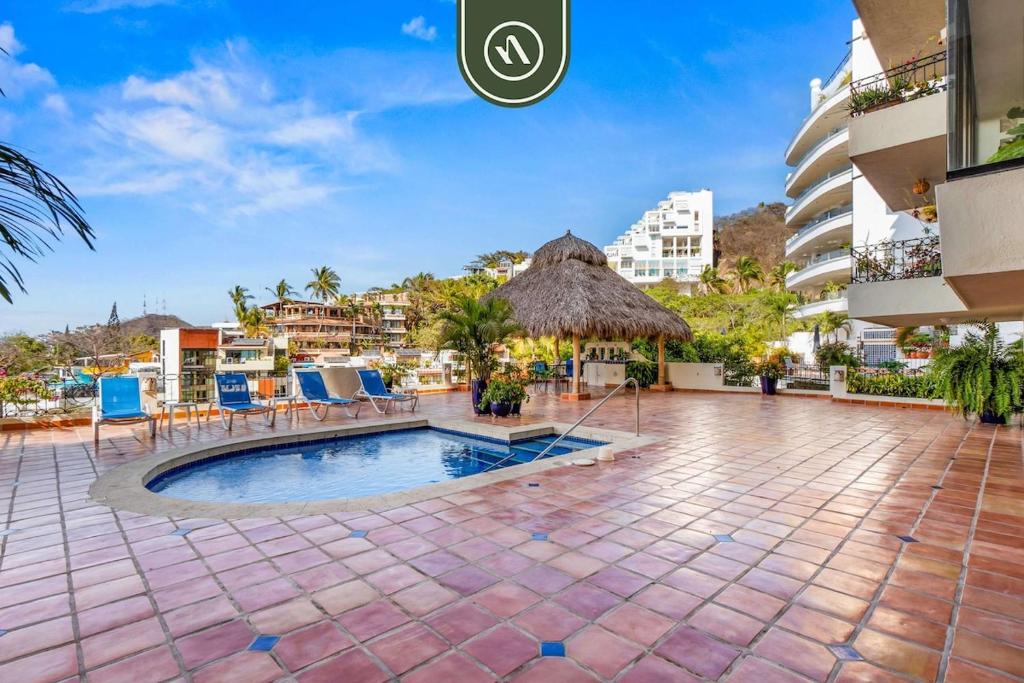 Mexican 2 BR Condo - Private Pool - Romantic Zone - 4